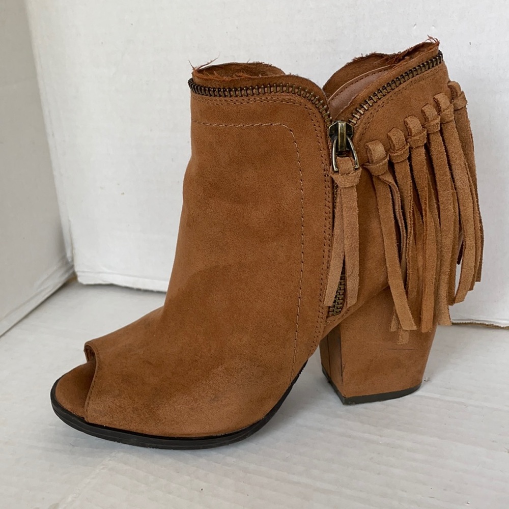 DV ankle boots fringe open toe faux leather 7.5